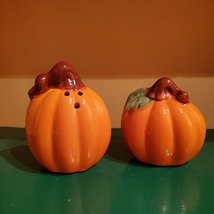 Pumpkin Salt and Pepper Shakers, Ceramic Orange, Thanksgiving Autumn Fall Decor image 2