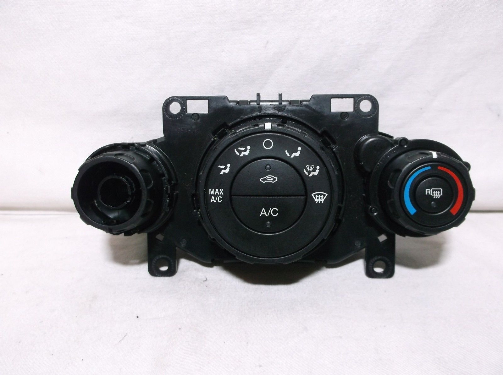 111213 FORD FIESTA/ MANUAL/ TEMPERATURE/ CLIMATE/ CONTROLS/ HVAC A