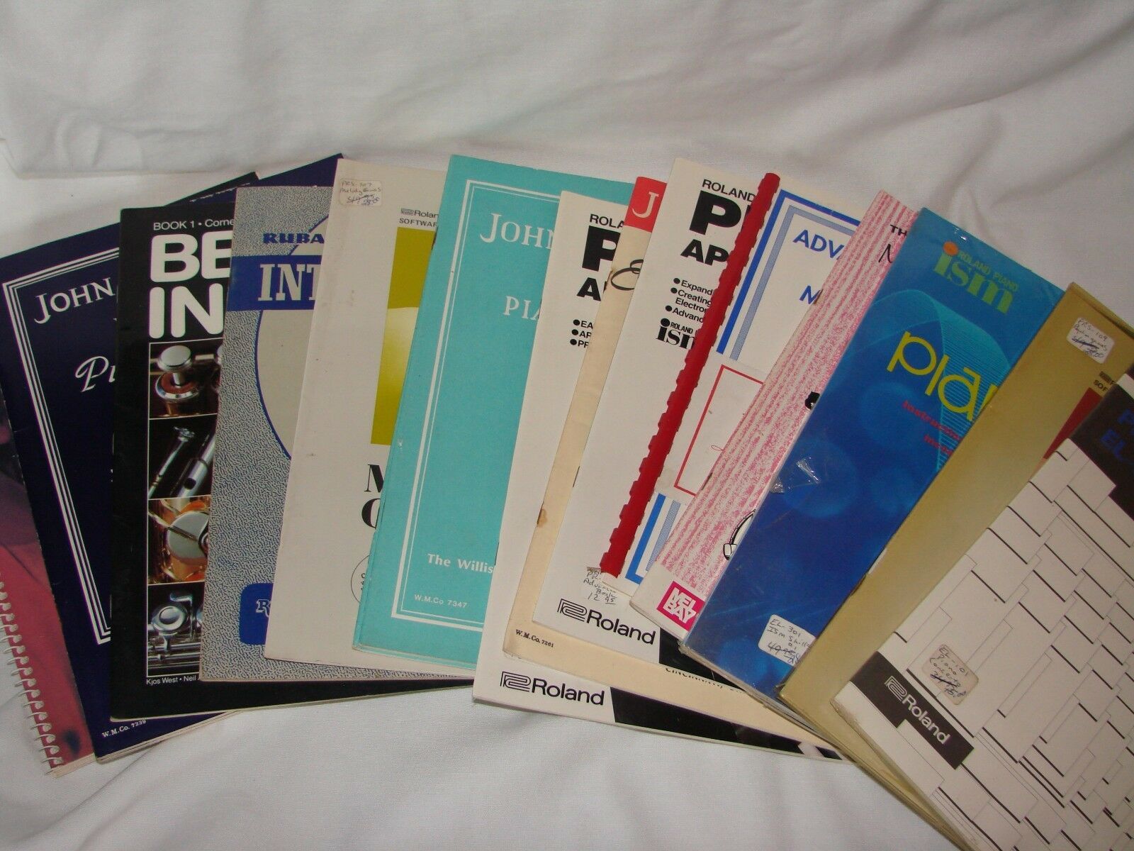Primary image for Lot of 17 Musical Intruction Books Piano Drums Banjo Mel Bay Roland Rubank Thomp