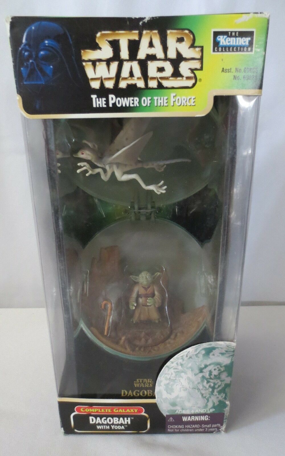 Kenner Star Wars The Power of the Force Green Holo Snowtrooper NIB 1997 