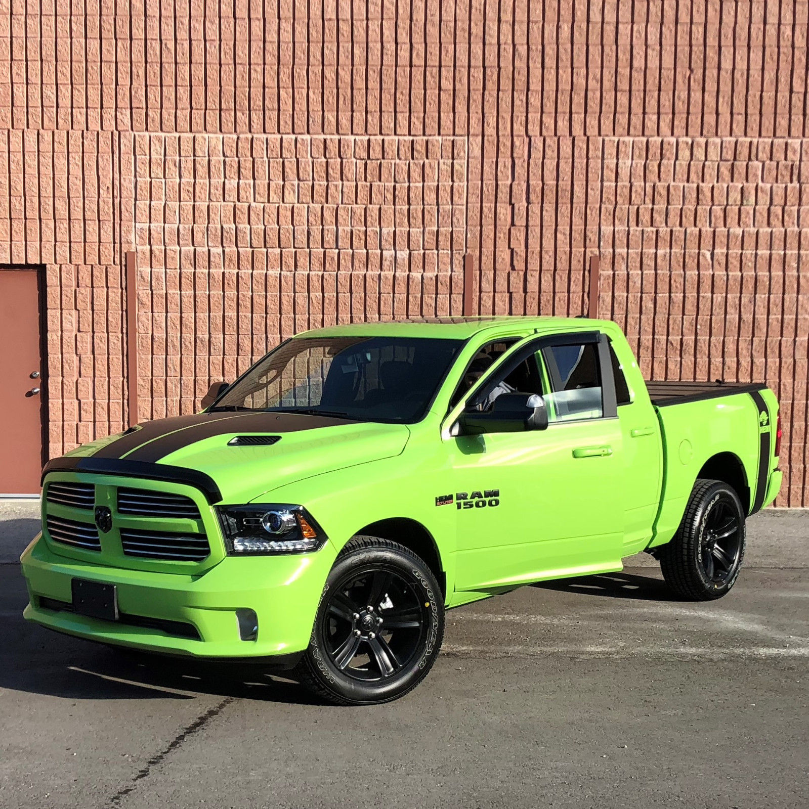 Dodge Ram Rumble Bee Hemi Vinyl Decal Stripes - Graphics Decals