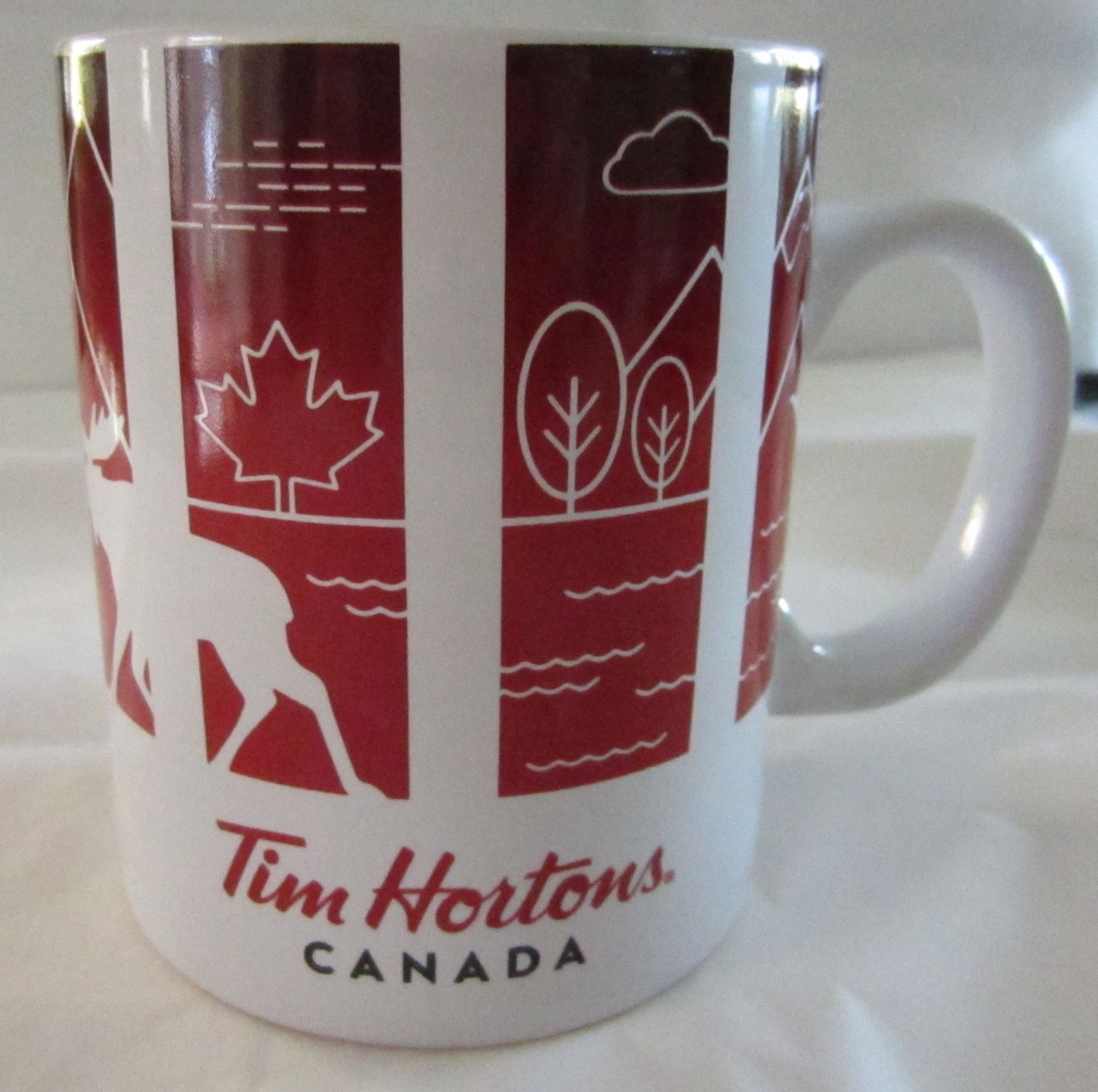 Tim Hortons 2016 Traveller's Collection Series 1 Canada Moose Coffee