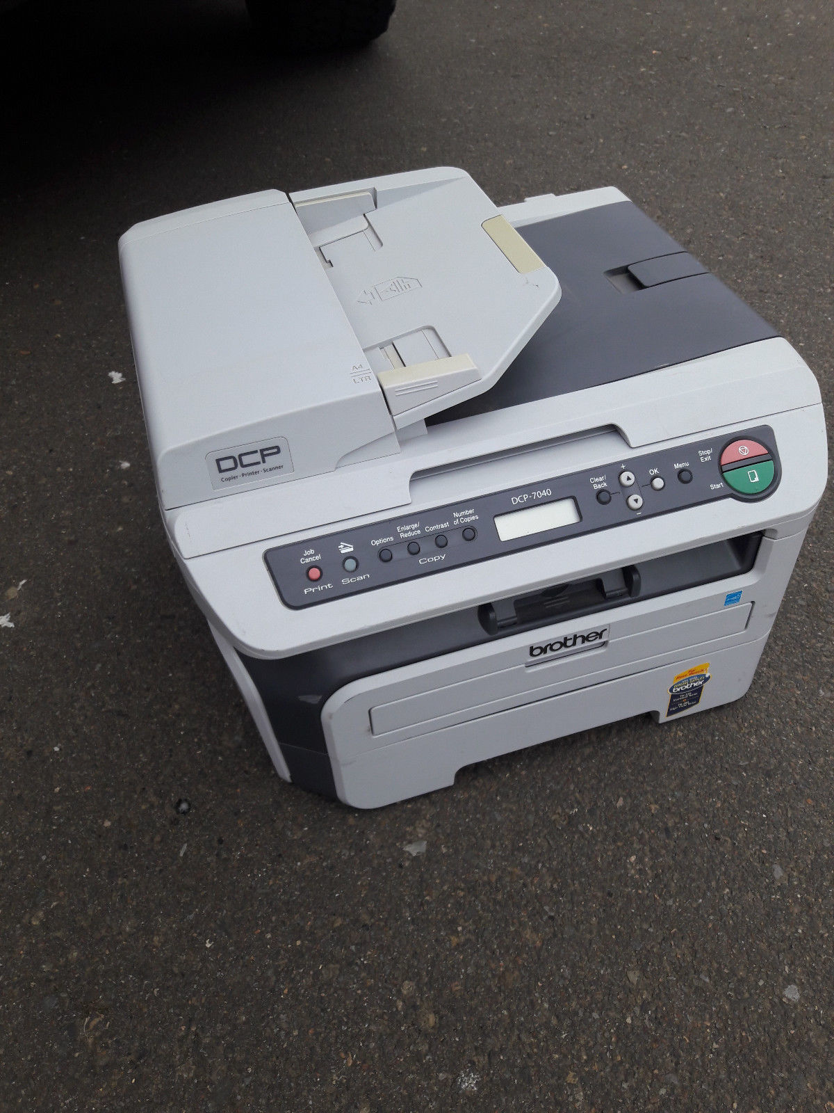 Brother DCP-7040 Printer w/Install CD/toner & drum/power ...