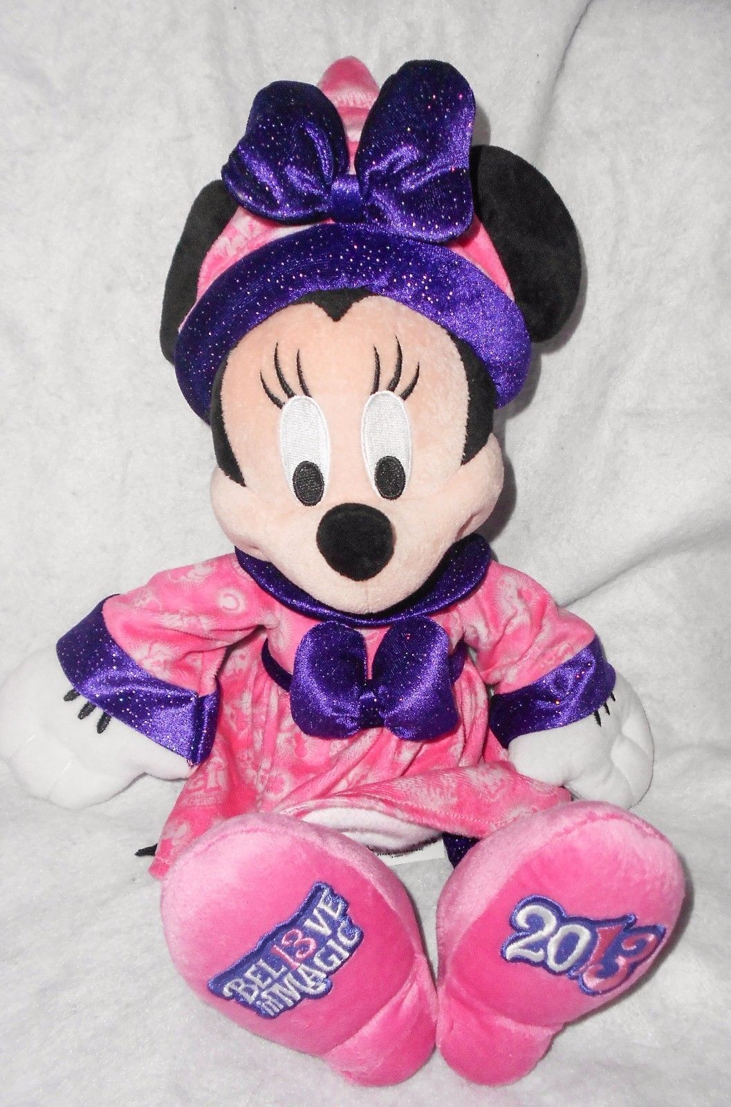 minnie mouse soft toy smyths