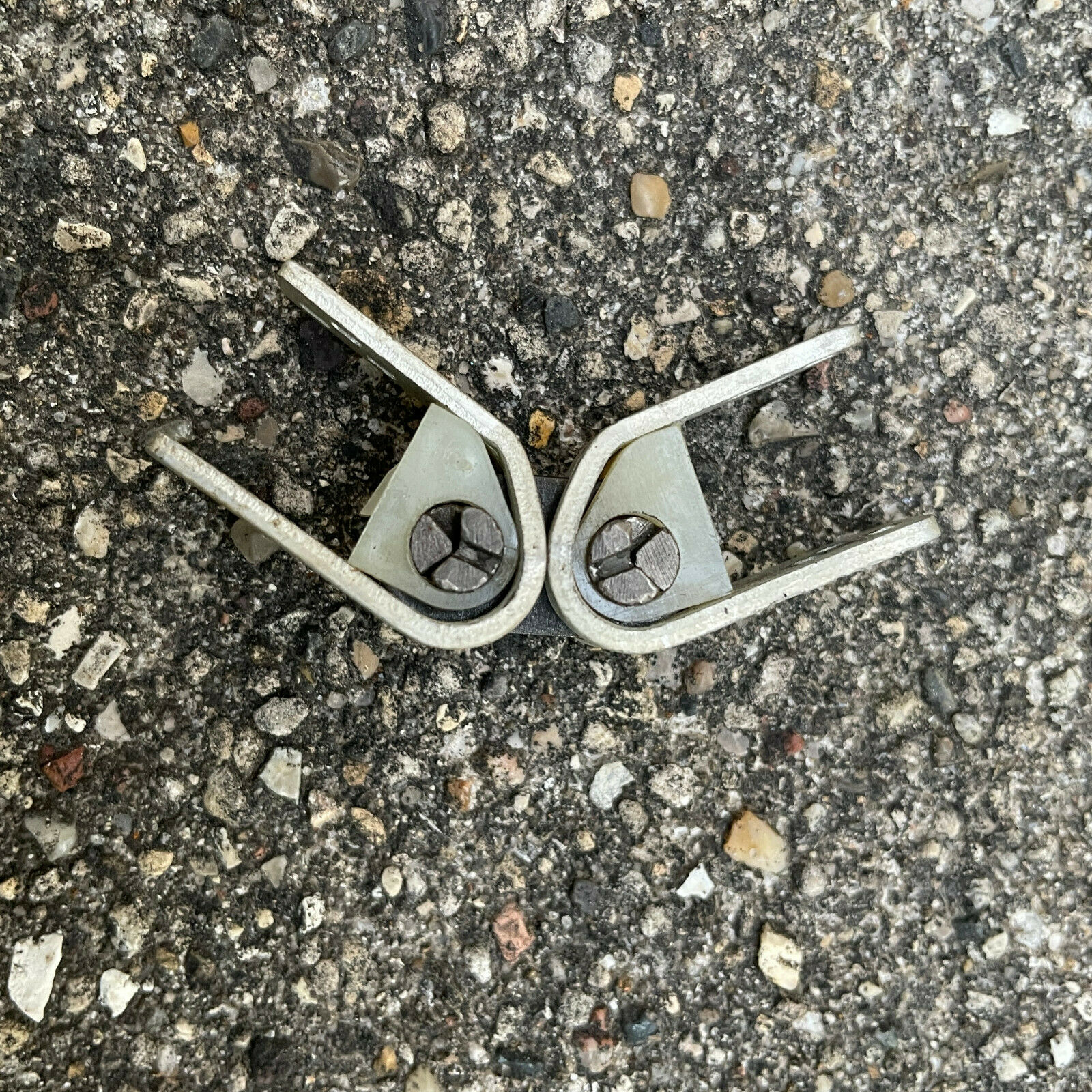 ALLIGATOR B437 For B Section FastenerVBelting 7/16" V Belt Fasteners