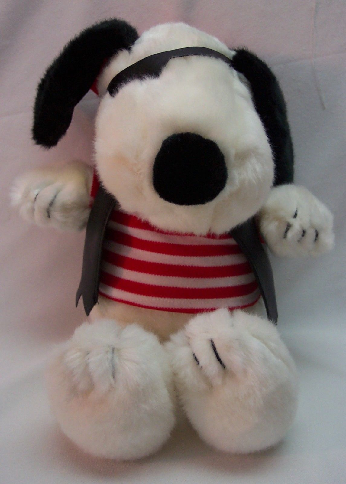 peanuts snoopy dog toy