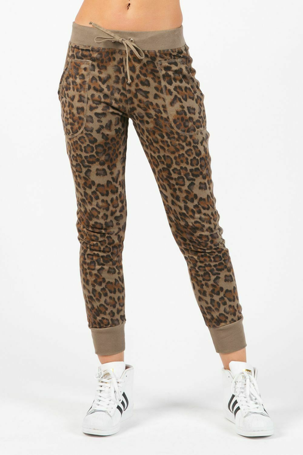 leopard jogger