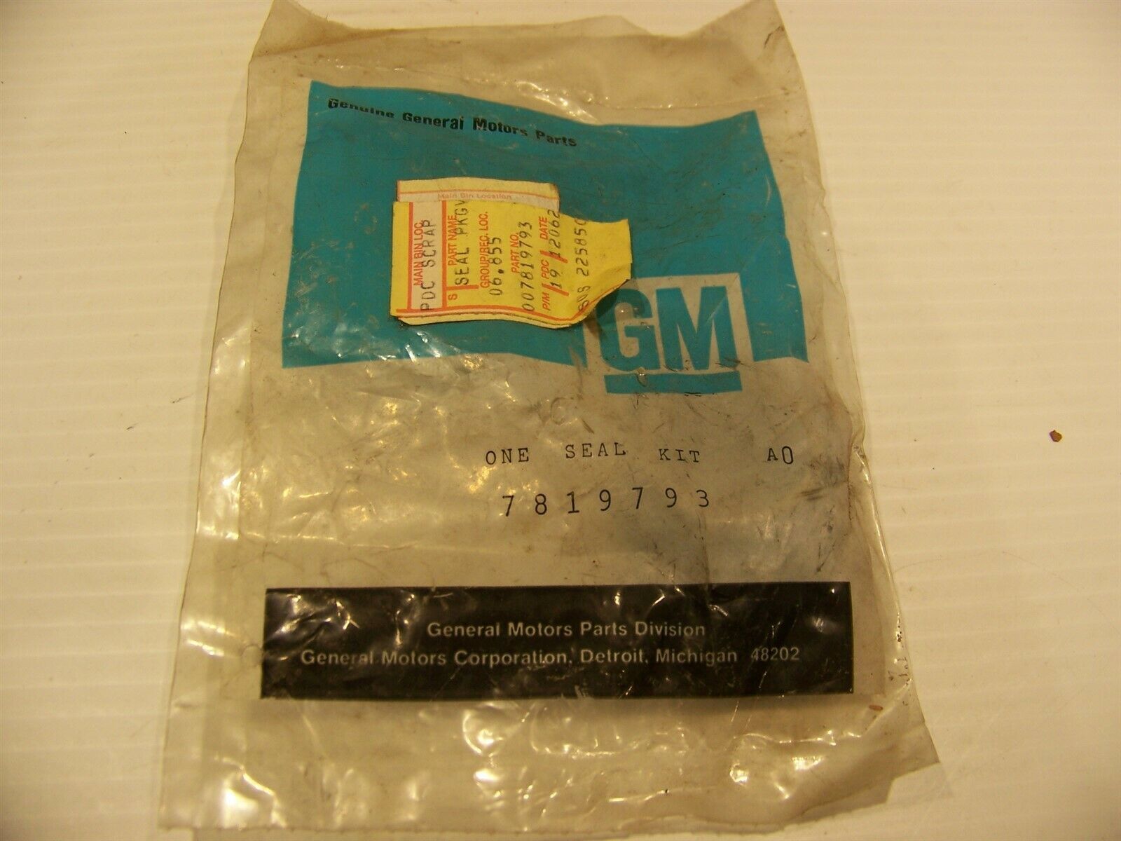 1964 - 81 GM Power Steering Gear Pitman Shaft Seal Kit NOS 7819793 65 66 67 68 - $17.99