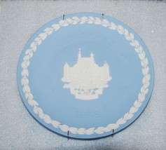 WEDGWOOD England 1988 Christmas Plate 7 1/4&quot; Salisbury Cathedral - $23.36