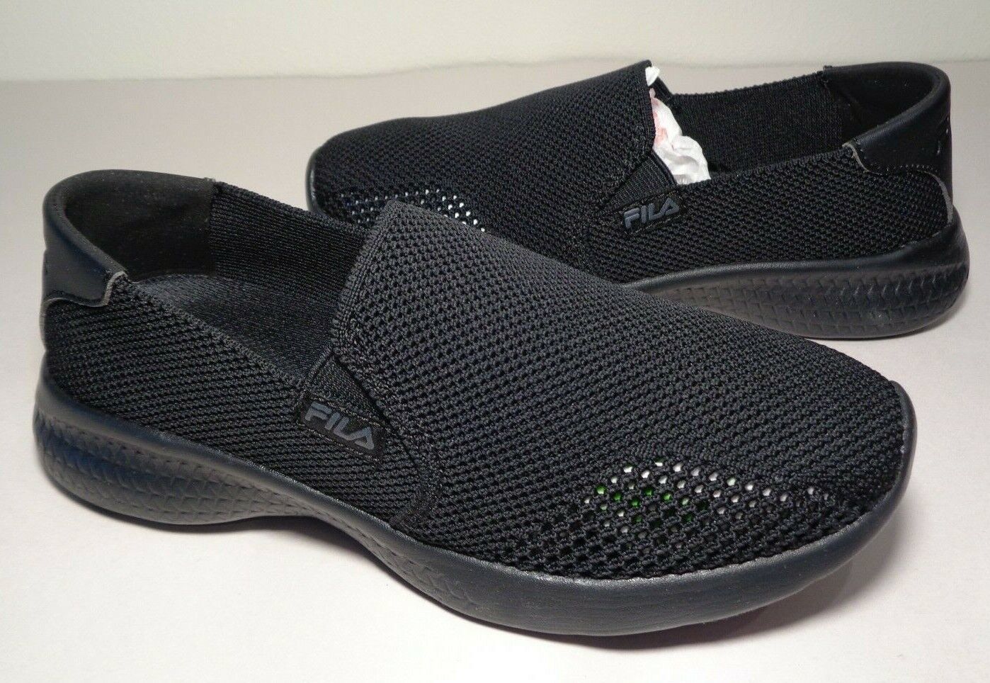 Fila Size 7 M MALLORCA SLIP ON Black Sneakers New Women's Shoes