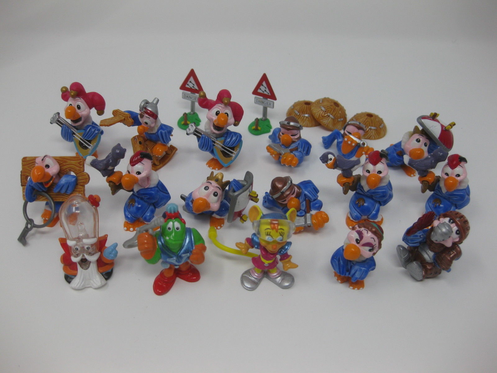 old kinder surprise toys
