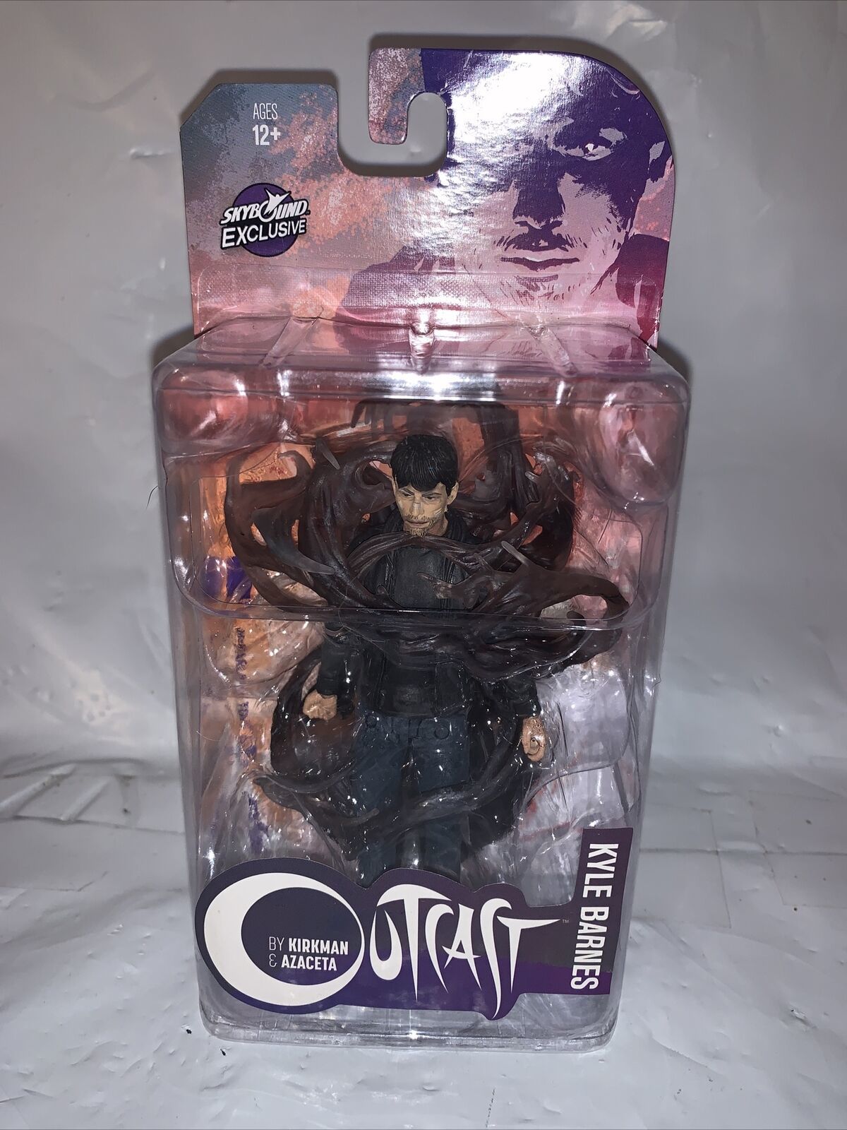 Primary image for McFarlane Toys Skybound Exclusive Outcast Bloody Kyle Barnes Comic Action Figure