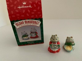 Hallmark Merry Miniatures A Collection of Charm Busy Bakers 2 piece set ... - $10.73