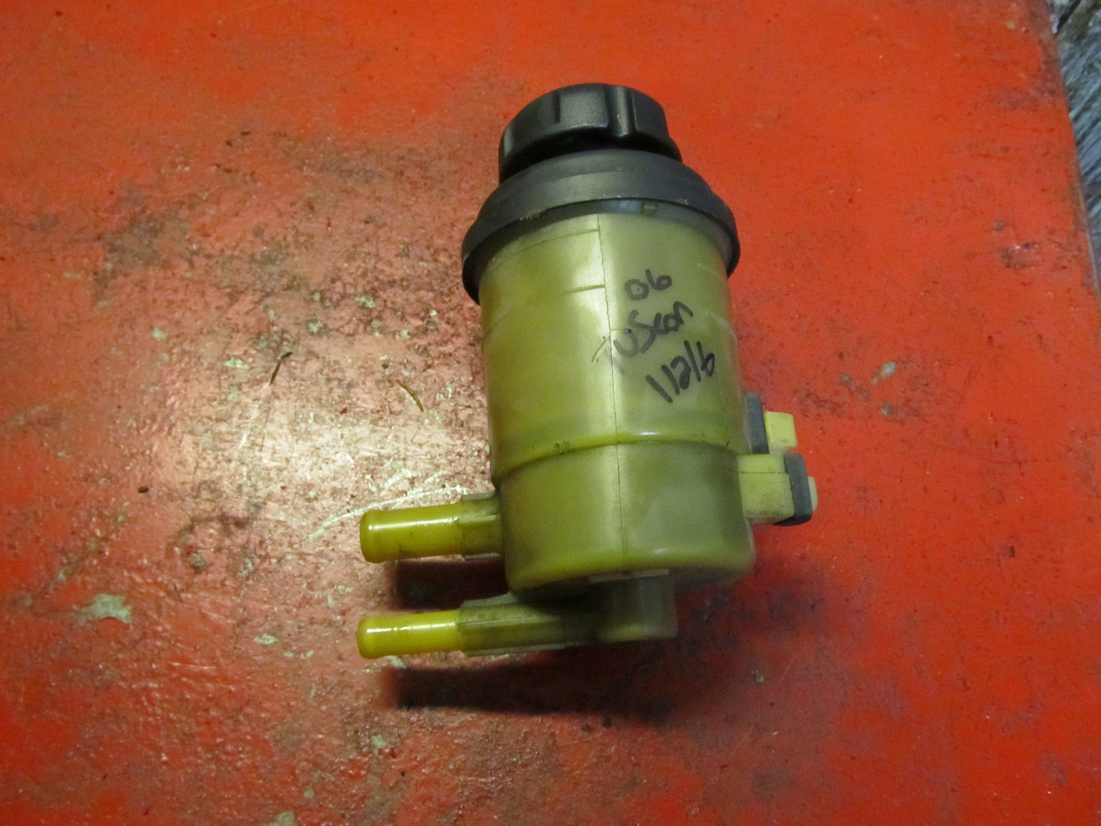 05 07 08 09 06 Hyundai Tucson oem 2.7 power steering pump fluid