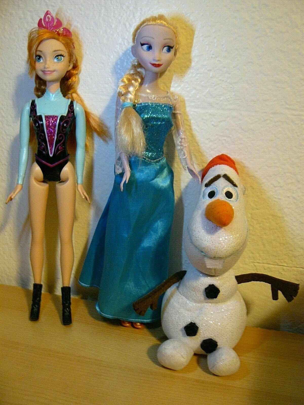 Disney FROZEN Elsa, Anna Doll & TY Christmas Santa Olaf Stuffed Plush - $20.29