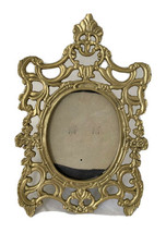 Vintage Ornate Filigree Brass Oval Picture Frame for 3x4 photo 1989 MANN - $19.79