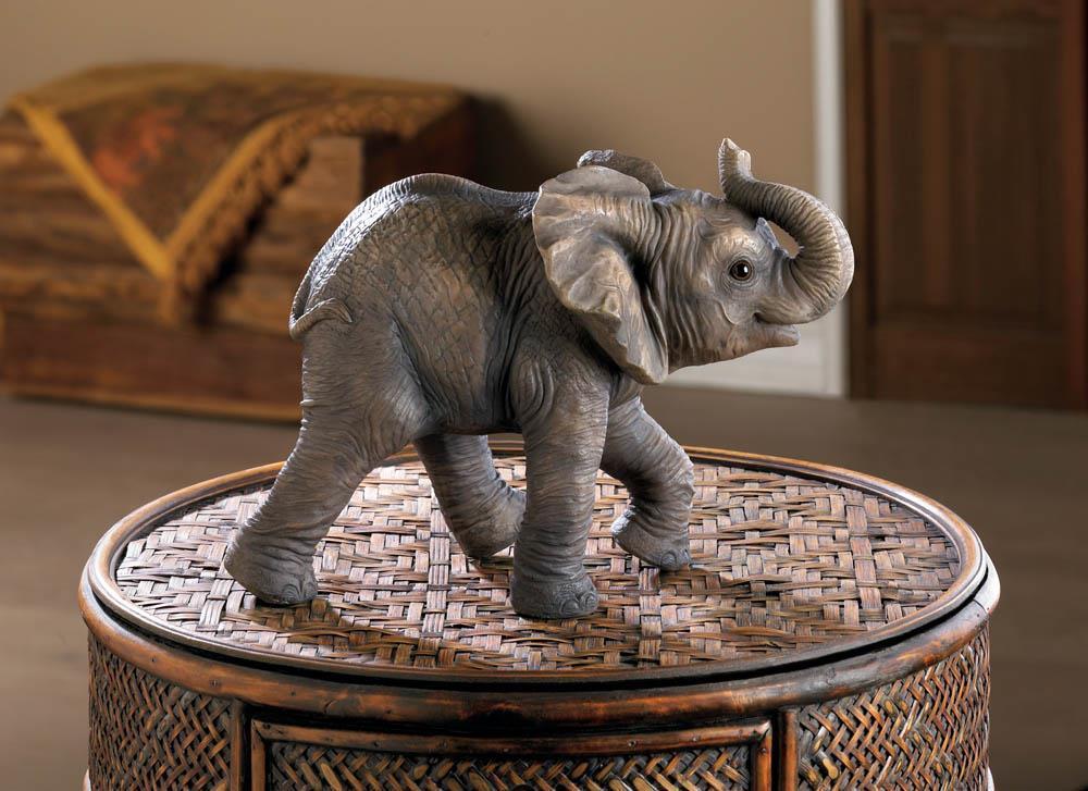 safari decor statue