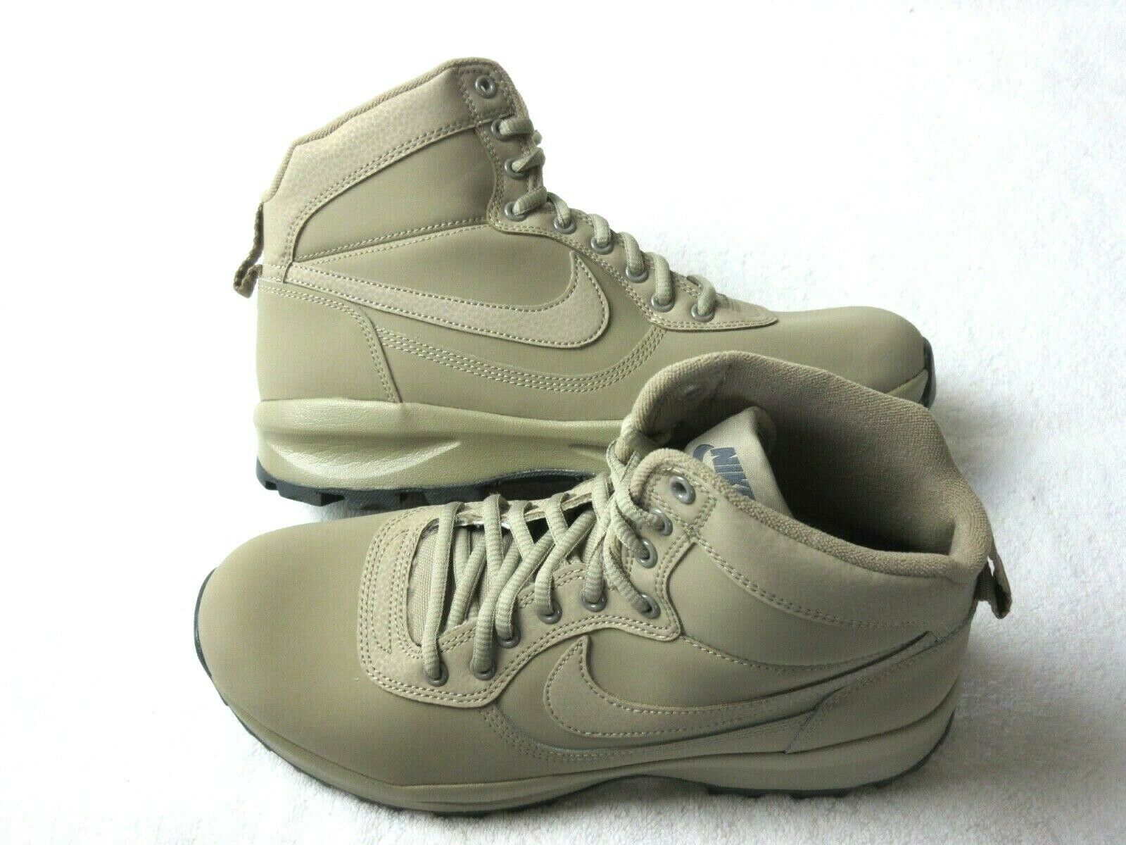 nike manoadome grey