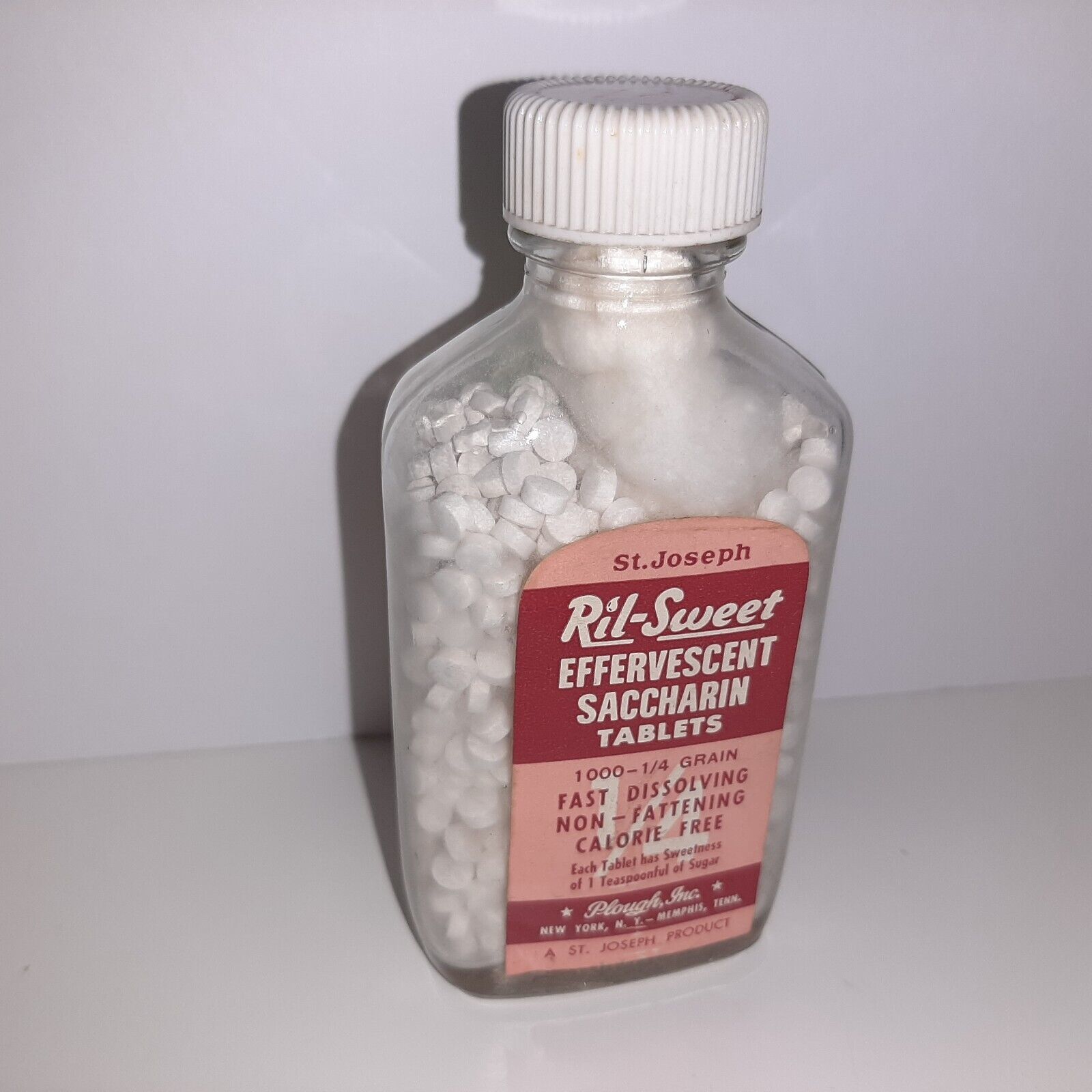 Vintage ST JOSEPHS RilSweet Effervvescent Saccharin Tablets Glass