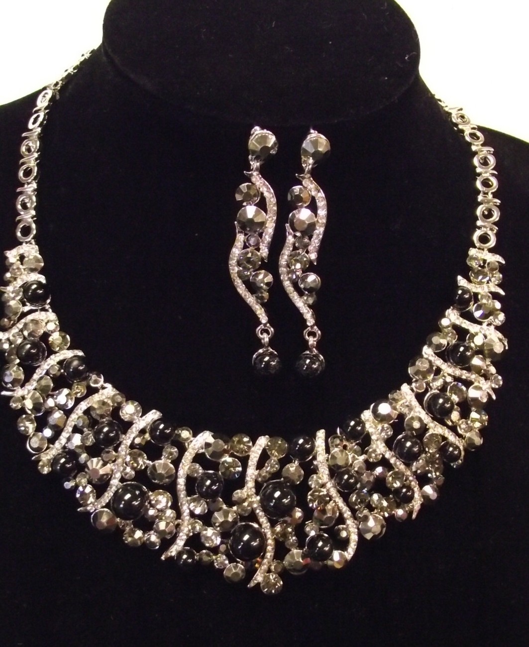 Classic Black Pearls & Swarovski Crystal Bridal Necklace Set - Jewelry Sets