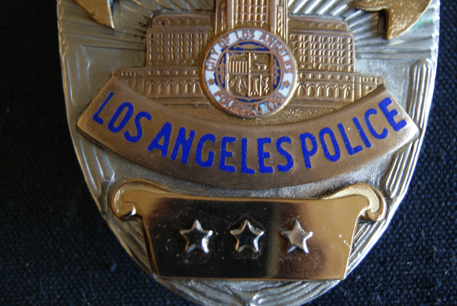 Los Angeles Police, Retired Badge, Assistant Chief. Hallmark Entenmann ...