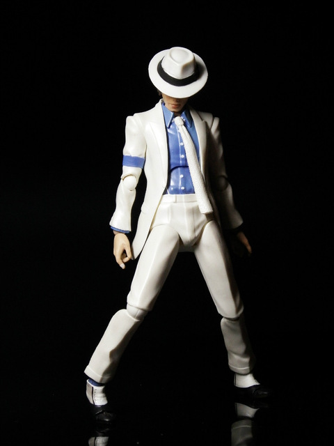 michael jackson smooth criminal figure