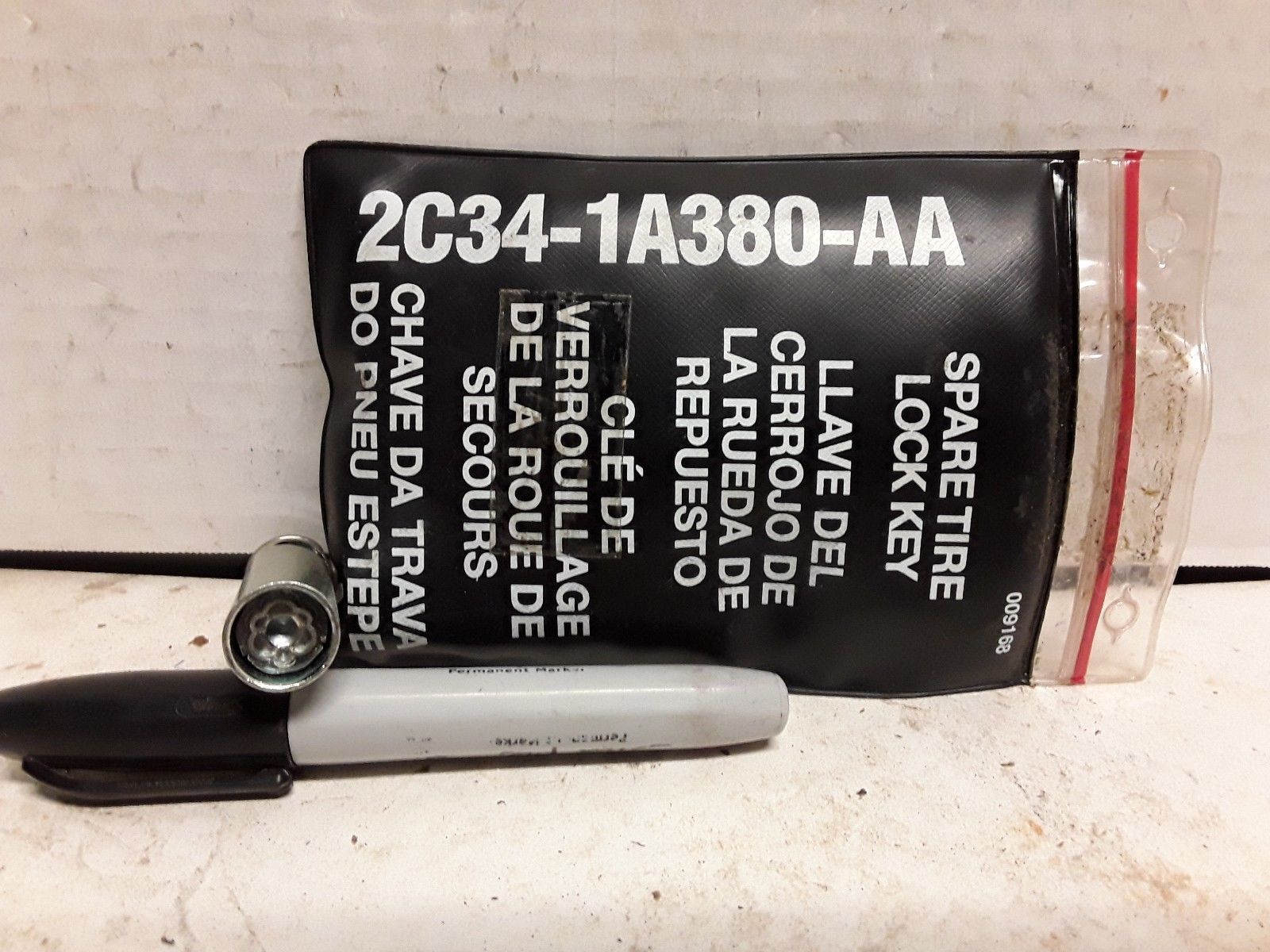 Ford spare tire lock key 2C341A380AA Locks & Hardware