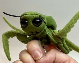 Folkmanis Finger Puppet Full Body Praying Mantis Green Insect Bug 9” - $16.46