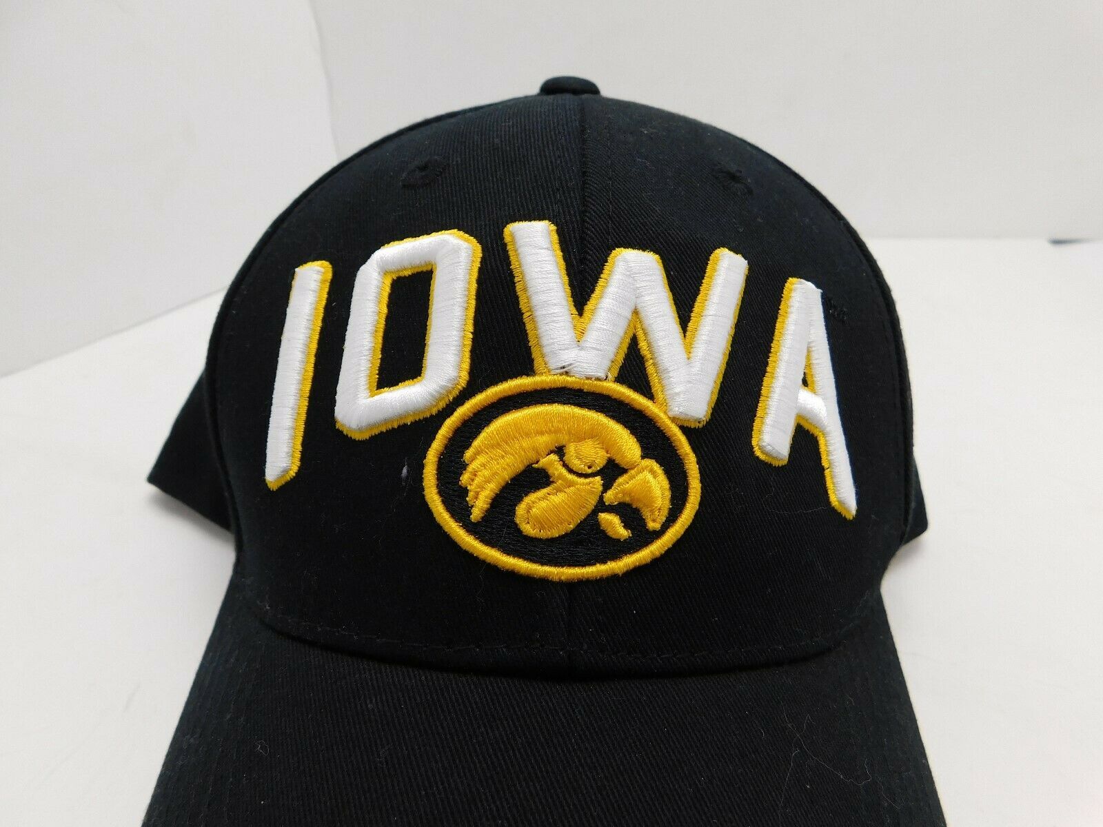 Iowa Hawkeye Hat Cap Snapback Black Gold Sports Football Basketball