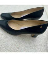 Vintage Etienne Aigner Low Dark blue leather Heels in Size 6M - $34.65