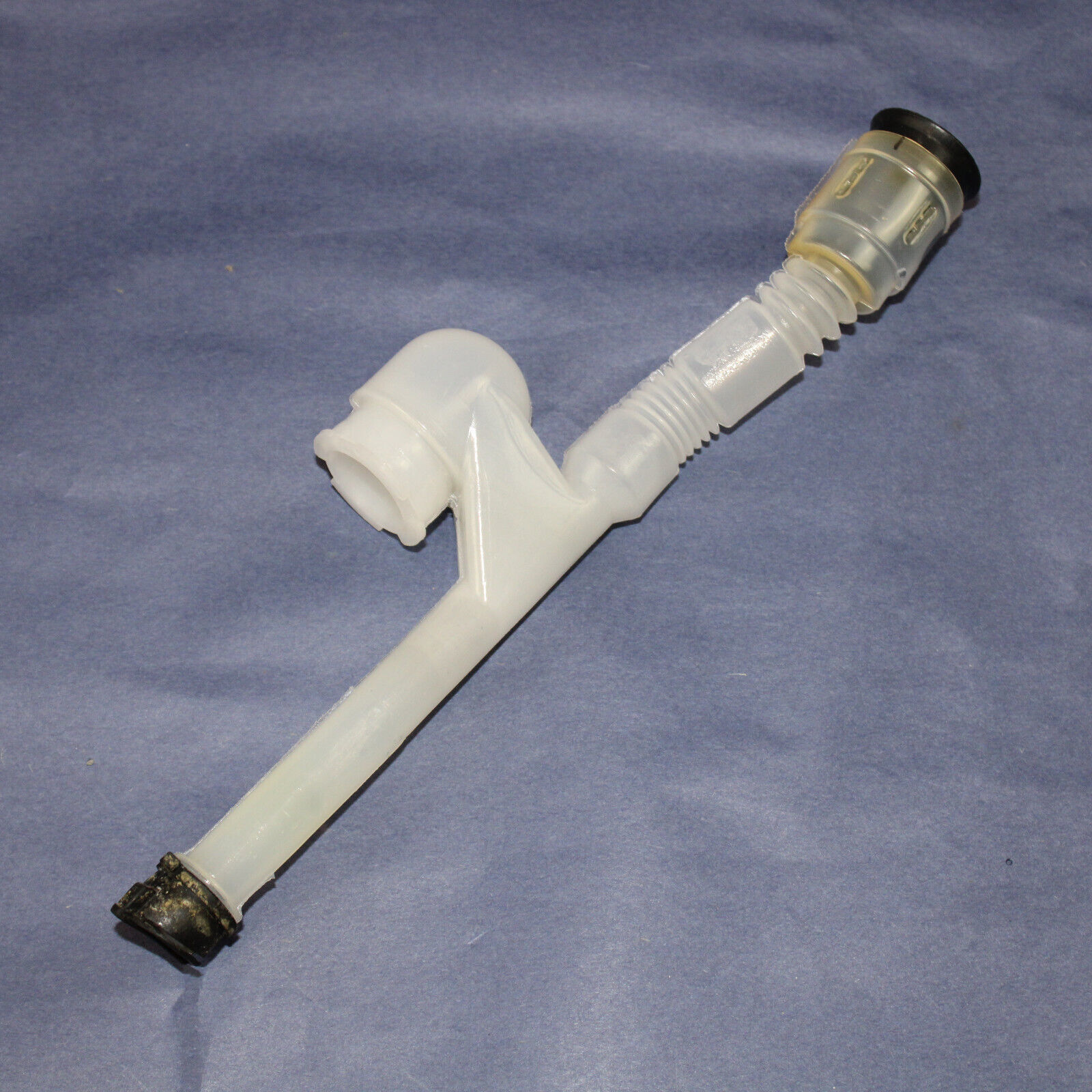 LG Refrigerator Drain Tube Assembly (AJR74166101) {P6152} Refrigerator & Freezer Parts