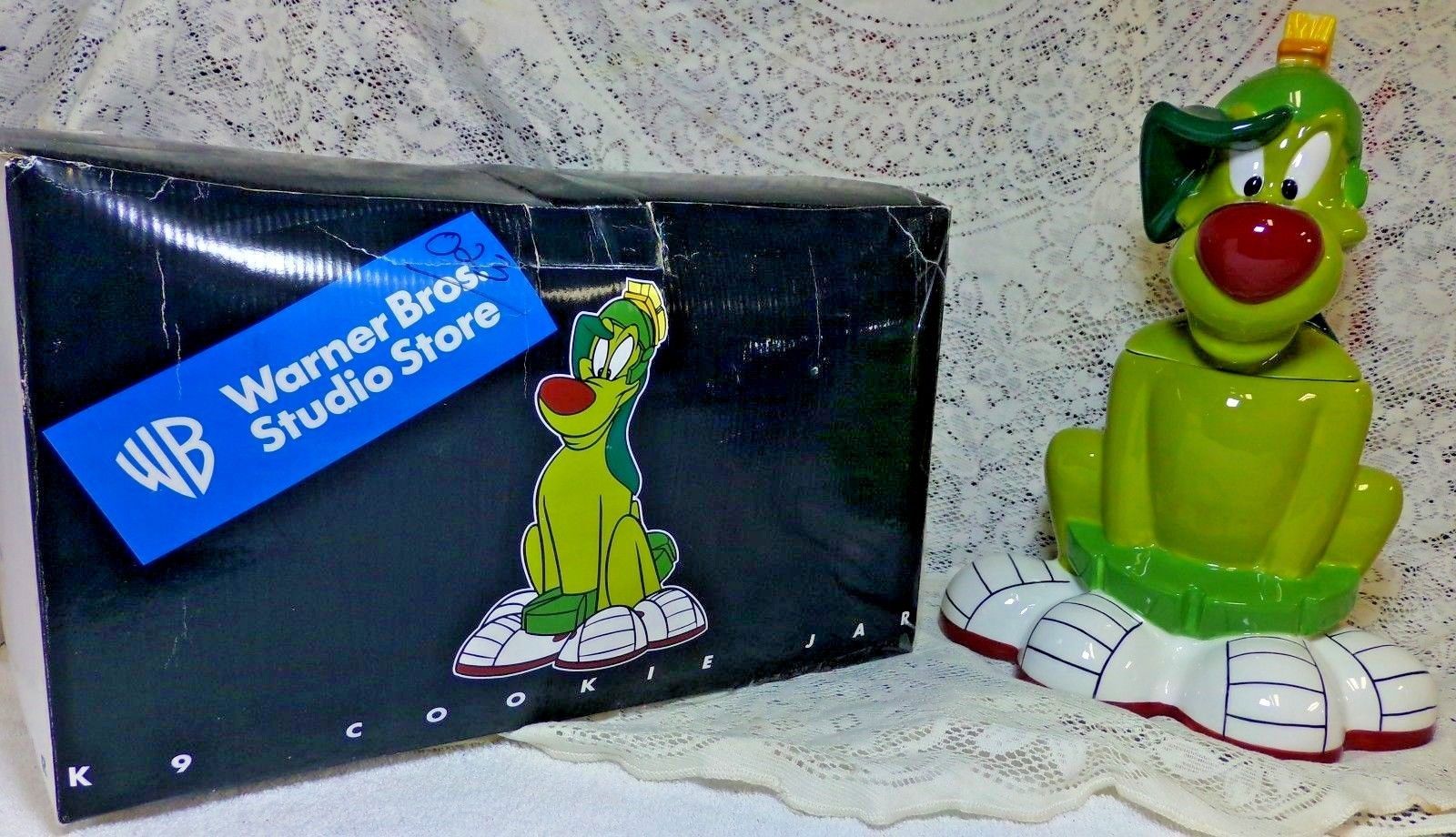 Warner Bros Looney Tunes set of 11 pencil toppers Taz Daffy Bugs Pepe Porky