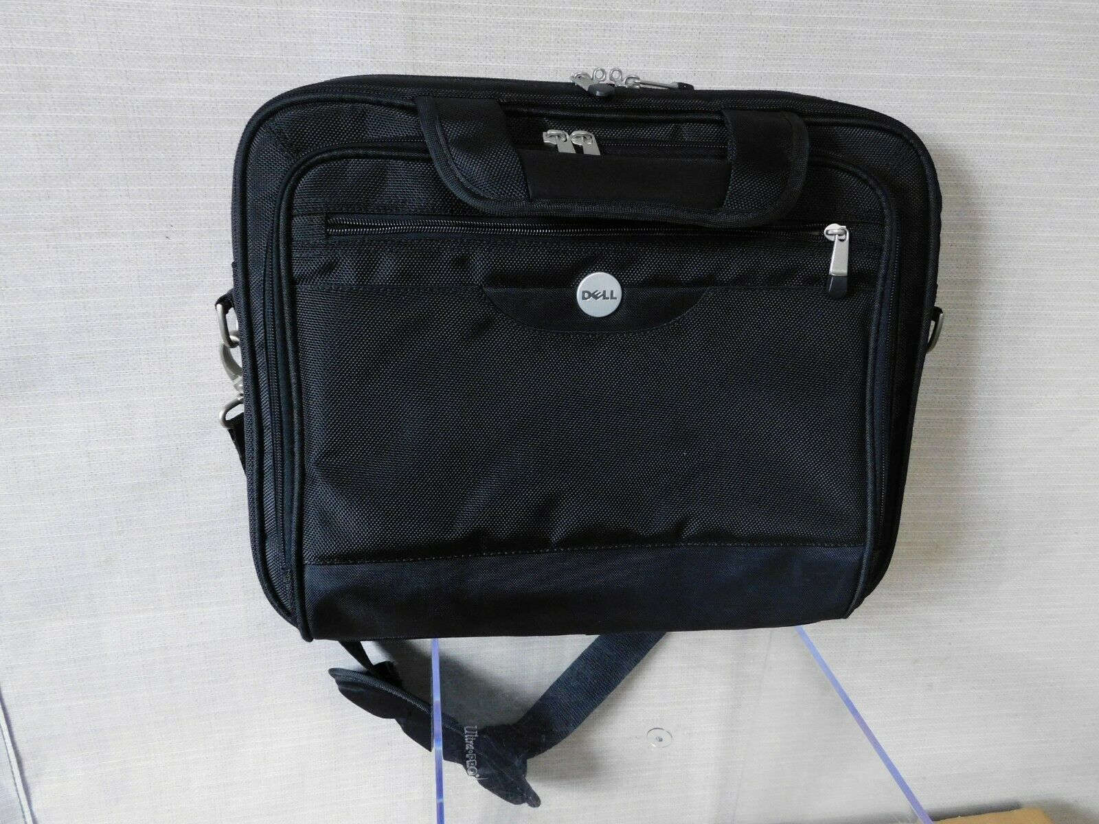 Primary image for Dell Nylon Carrying Case - Notebook 14" with Shoulder Strap