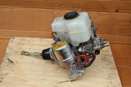 08 Toyota FJ Cruiser ABS Brake Master Cylinder Pump Assembly w/ Module image 5