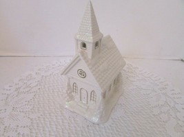Avon Porcelain Chapel Church Scented Candle Lot D - $8.86