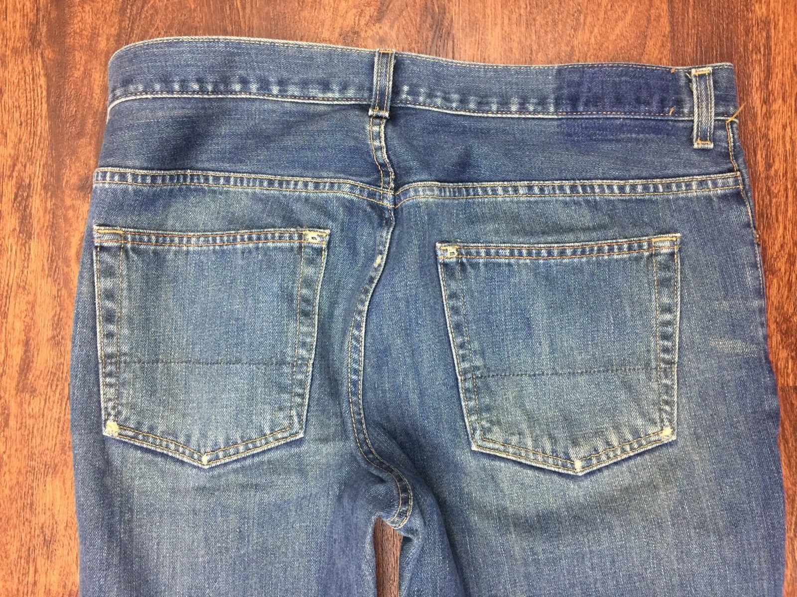 MEN'S Boot Cut Classic Rise Medium Wash Blue Denim Jeans Size 33 Waist ...
