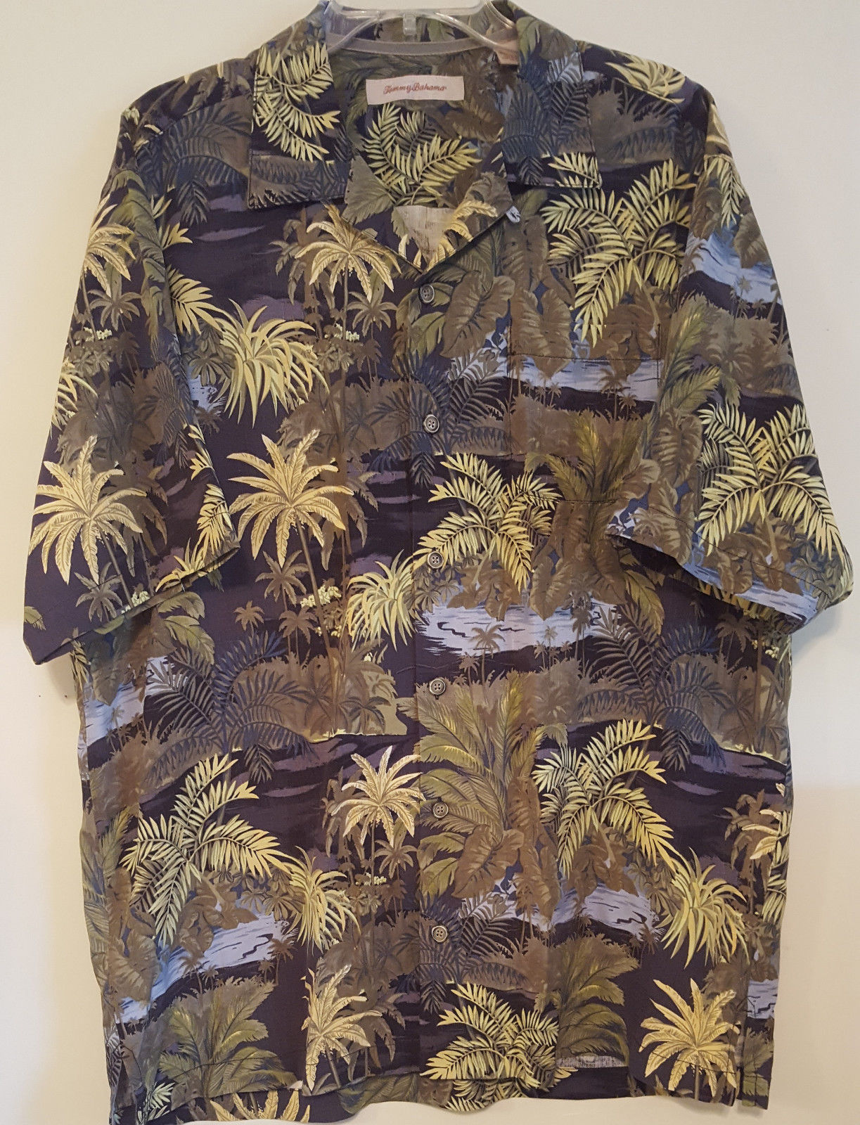 TOMMY BAHAMA RN 86549 – Men’s Tropical Hawaiian Button-Down Silk Shirt ...