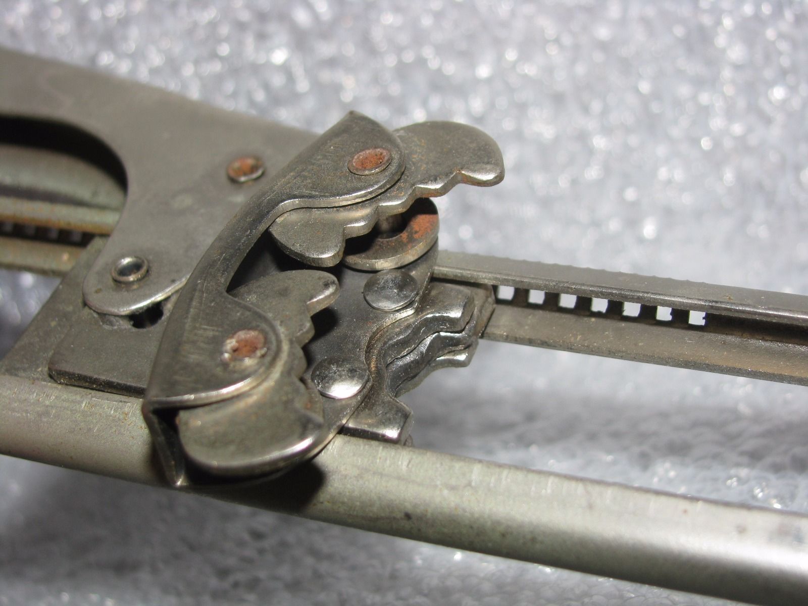 Vintage Interpur Ratchet Ratcheting Jar Can Lid Cap Opener Openers