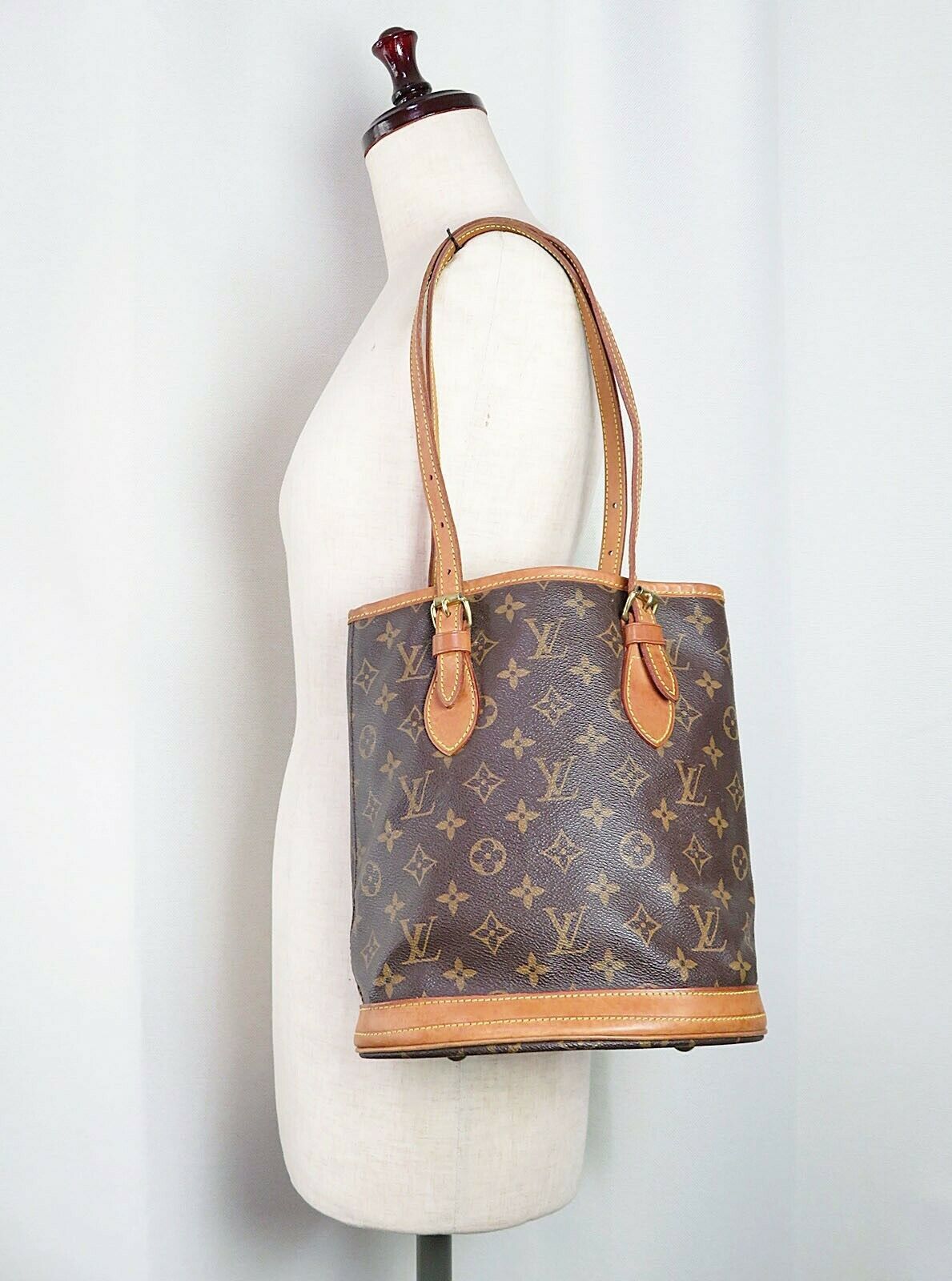 Authentic LOUIS VUITTON Petit Bucket Monogram Shoulder Bag #36255 - Women&#39;s Bags & Handbags