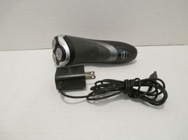 Philips Norelco Wet Dry Cordless Electric Shaver Model S3560 Series 3000 - $19.55