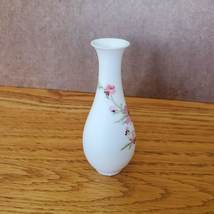 Eggshell Porcelain Bud Vase, 4", Chinese Japanese, Bone China, Flowers and Bird image 4