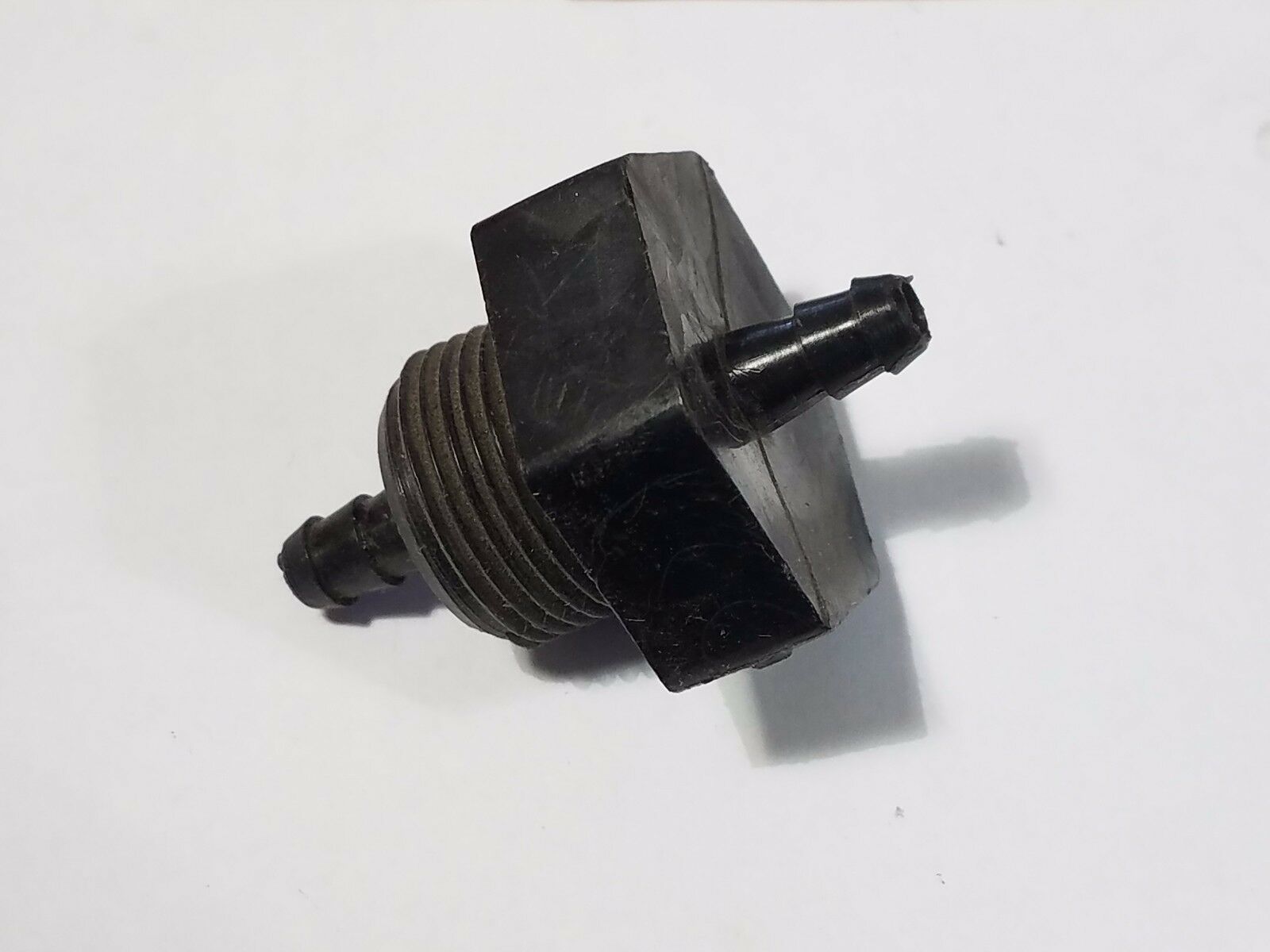 Snowmobile Fuel Tank Pickup Fitting Straight Single Gas Line