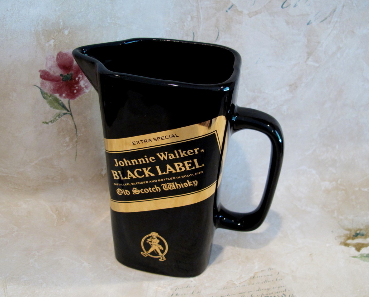 JOHNNIE WALKER Black Label Scotch Whisky Glass Pitcher Jug SETON