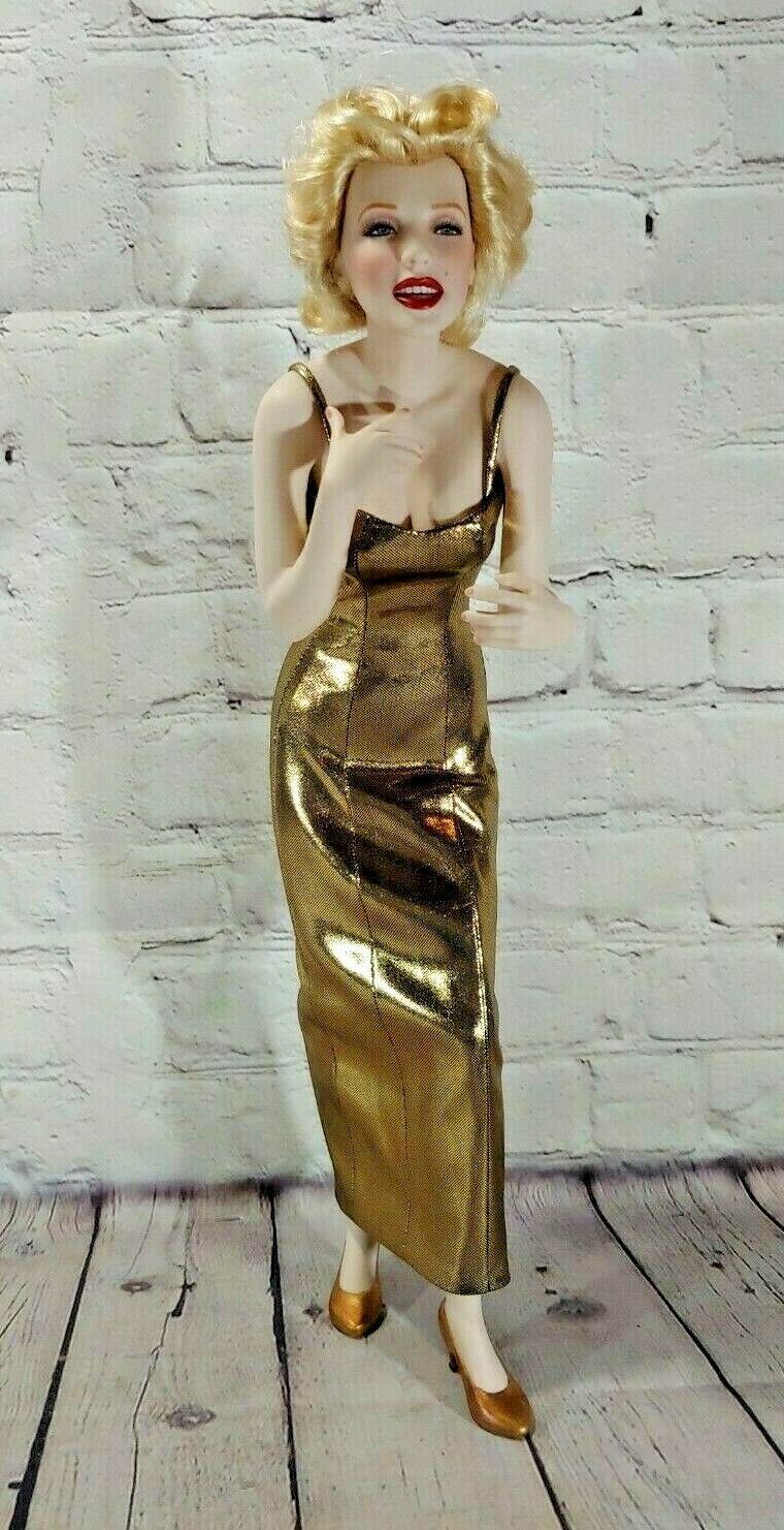 FRANKLIN MINT MARILYN MONROE, Porcelain Doll "Always Marilyn" with