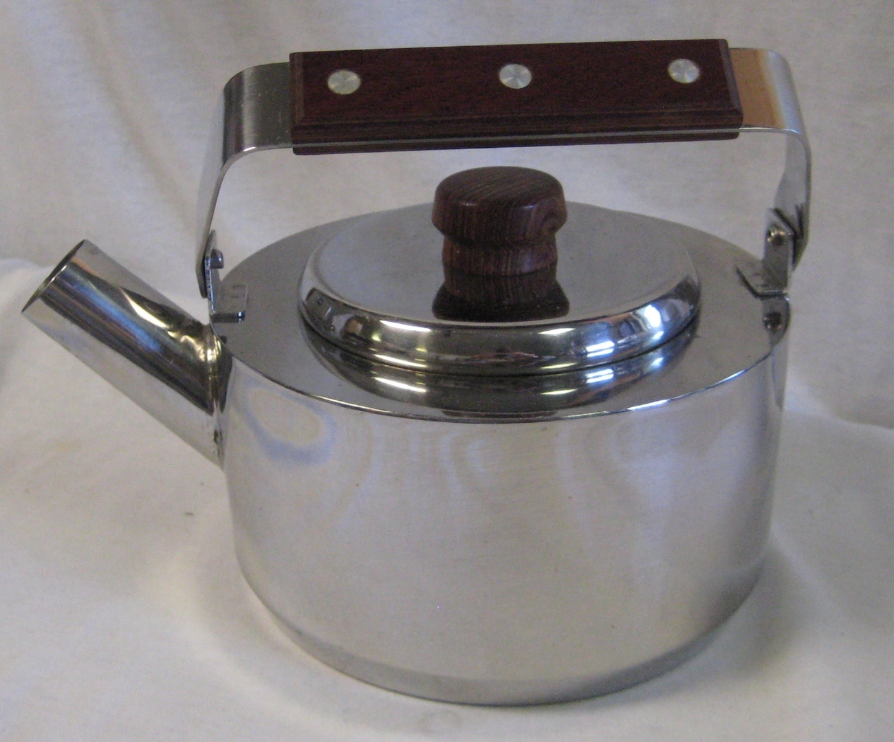 Farberware Model 763 188 Stainless Steel Teapot Kettle Wood Handle 1 1