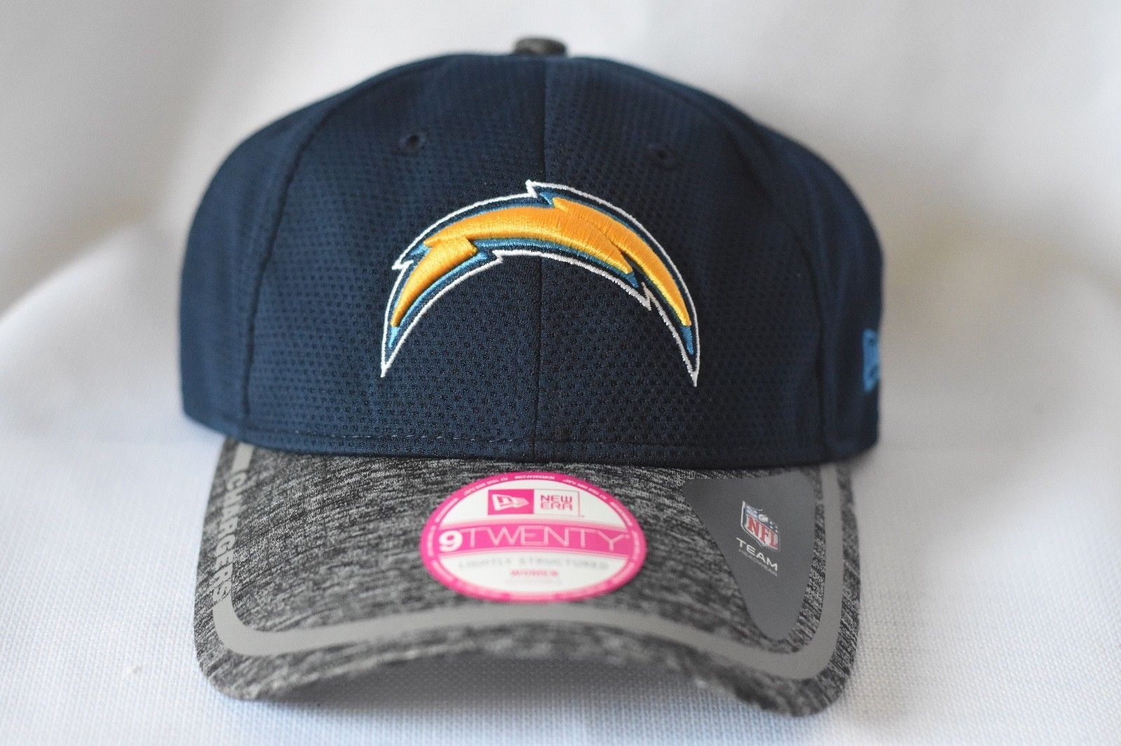 Womens New Era 9Twenty NFL Los Angles Chargers Snapback Hat Cap NWT