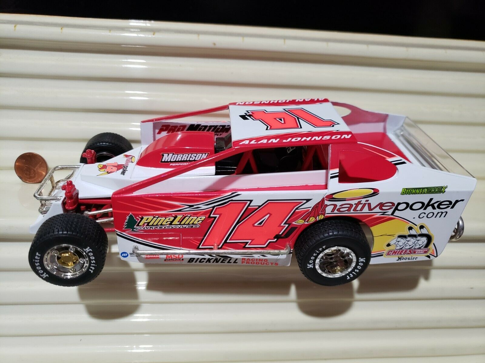 NUTMEG COLLECTIBLES 1/25 DIRT MODIFIED Race Car New in *C9 Mint Box