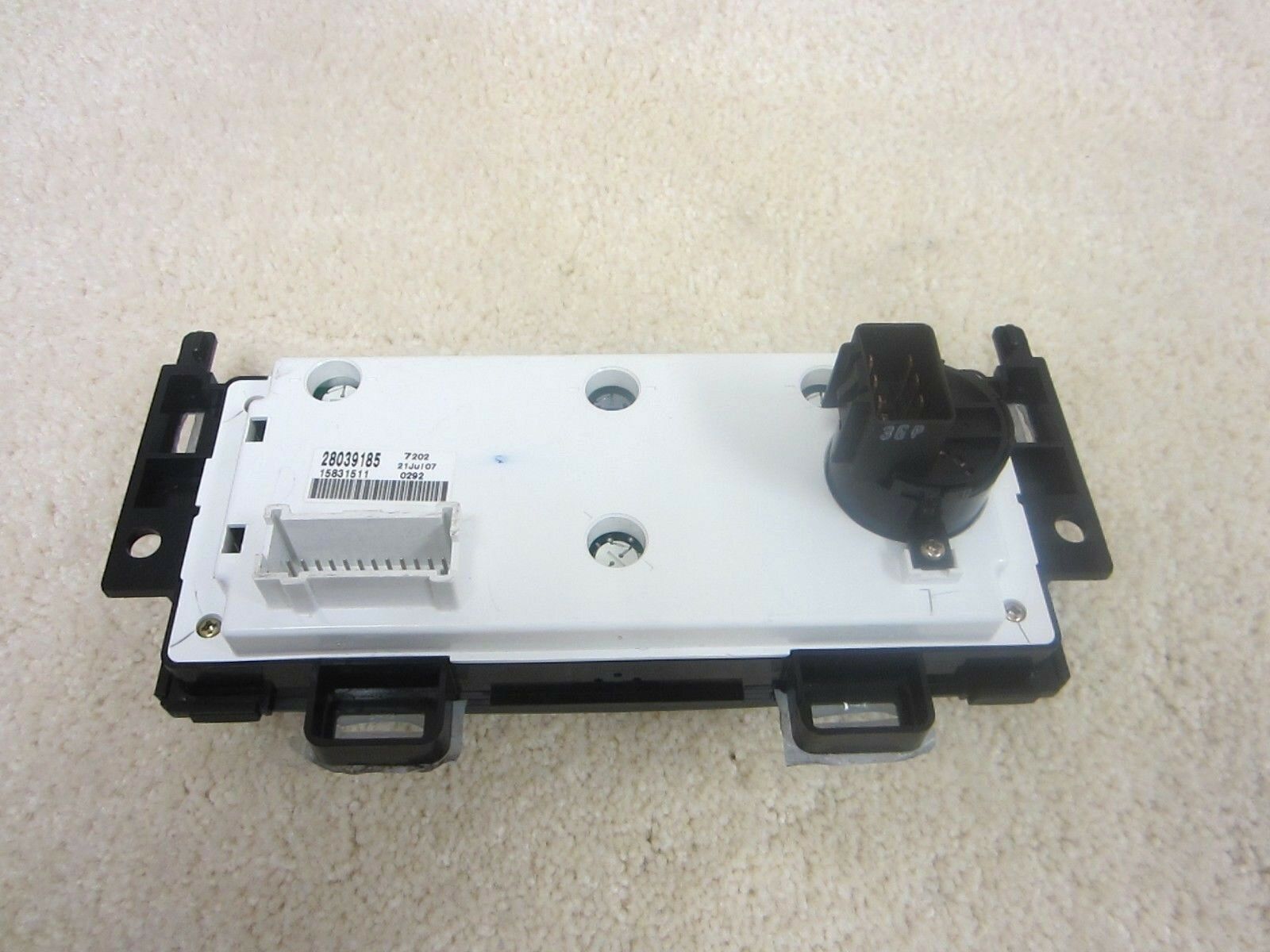 2005 2009 PONTIAC G6 AC / HEATER TEMPERATURE HEATER CONTROL 28039185