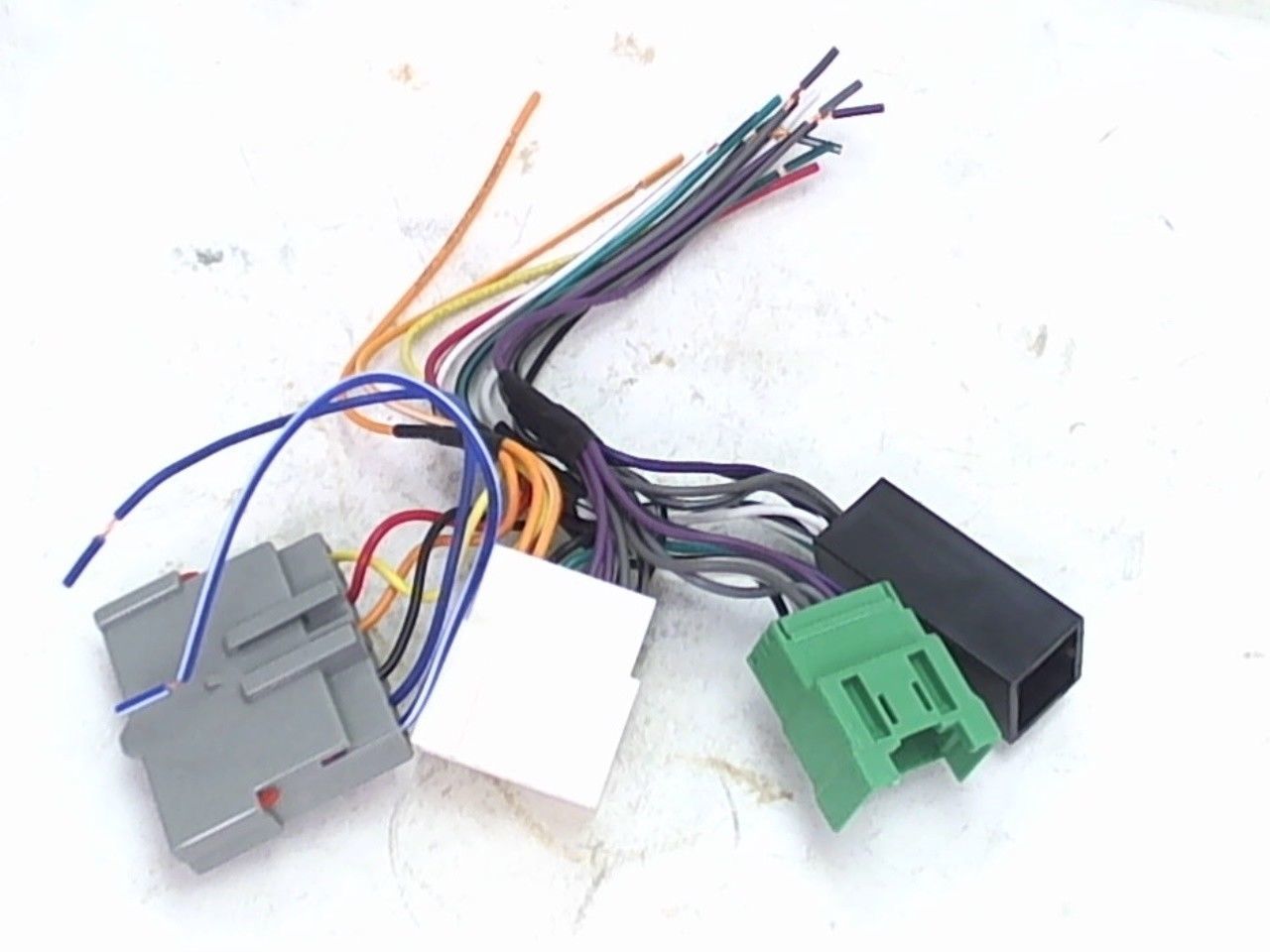 Scosche FDK106 Stereo Wiring Harness Connector For FORD ... scosche stereo adapter wiring harness 