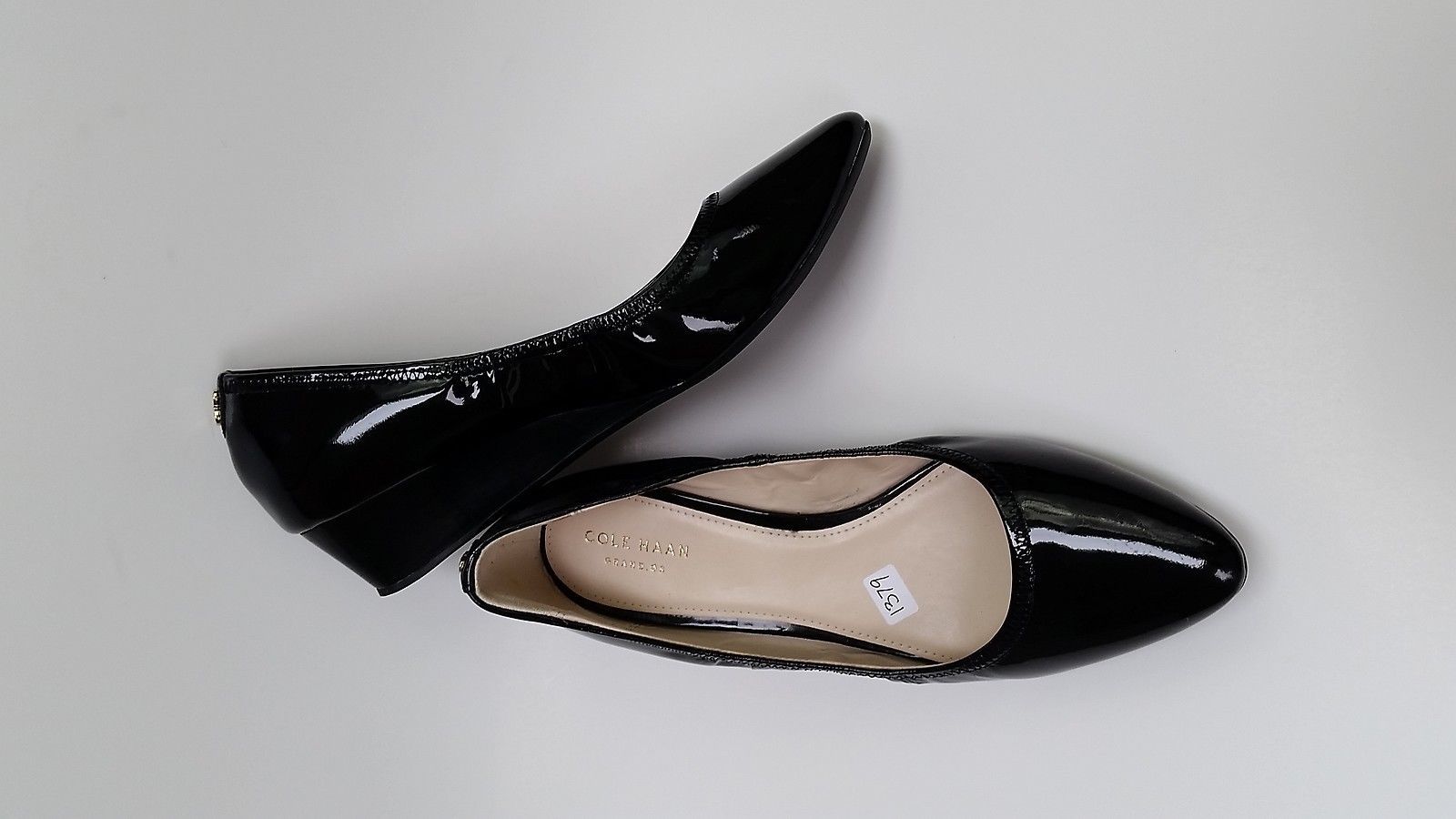 cole haan black patent leather pumps